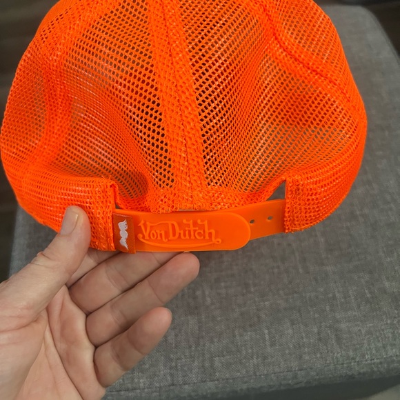 Von Dutch Neon Orange Cap - Picture 2 of 3
